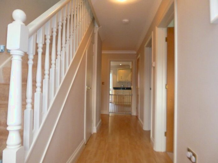 5 Bedroom Detached House To Rent In Athenia Close, Goffs Oak Cuffley EN7