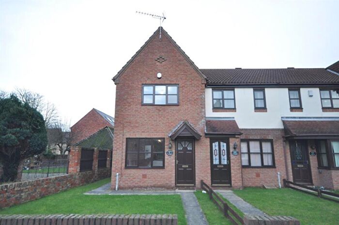 2 Bedroom Town House To Rent In Elwood Cottage, Mill Lane, Carlton, DN14