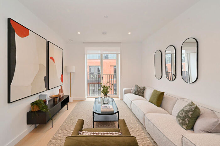 1 Bedroom Apartment For Sale In Brent Cross Town, NW2