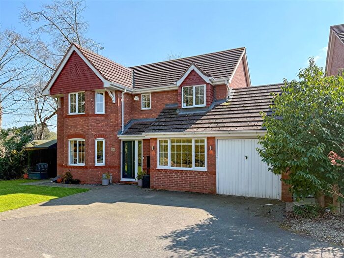 4 Bedroom Property For Sale In Cedar Avenue, Ryton On Dunsmore, Coventry, CV8