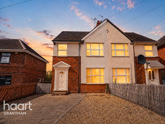 3 Bedroom Semi-Detached House For Sale In Gorse Rise, Grantham, NG31
