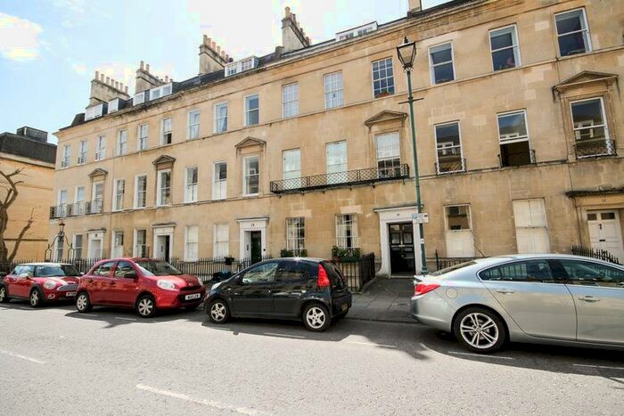 2 Bedroom Flat To Rent In Edward Street, BA2