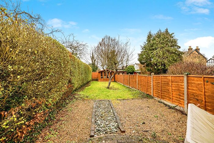 3 Bedroom Semi-Detached House For Sale In Eastfield Road, Burnham, SL1