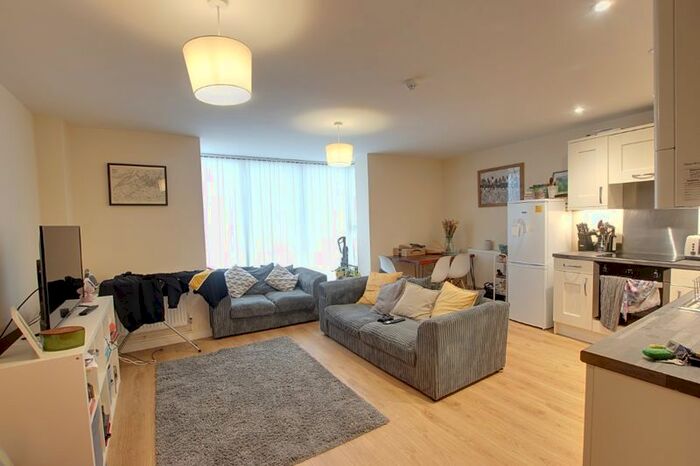 1 Bedroom Flat To Rent In High Street, Twerton, Bath, BA2