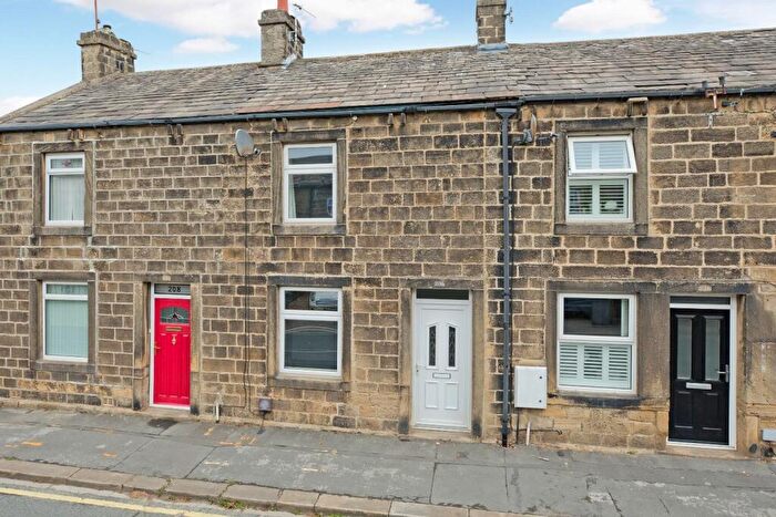 2 Bedroom Terraced House For Sale In West Terrace, Burley In Wharfedale, LS29