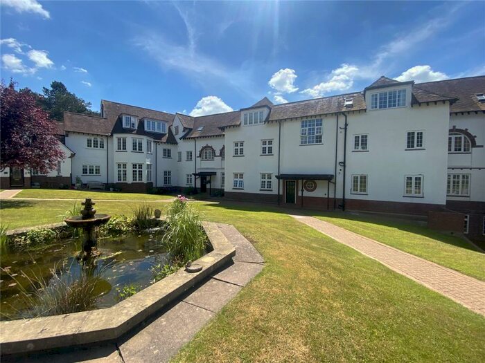 2 Bedroom Apartment To Rent In Farley Lane, Romsley, Halesowen, West Midlands, B62