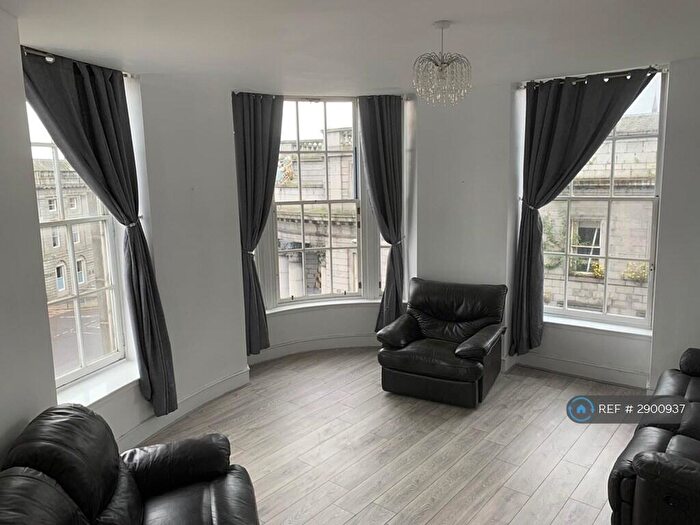 2 Bedroom Flat To Rent In King Street, Aberdeen, AB24