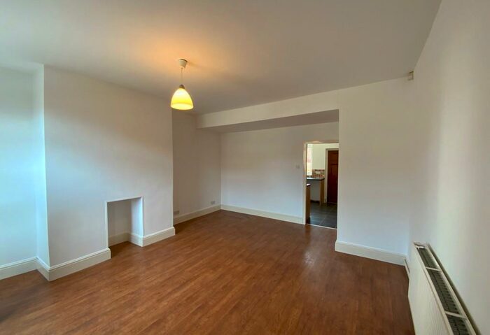 2 Bedroom Terraced House To Rent In Ridge Hill Lane, Stalybridge, Cheshire, SK15