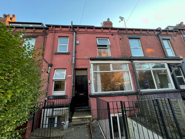 5 Bedroom Terraced House To Rent In Talbot Avenue, Leeds, West Yorkshire, LS4