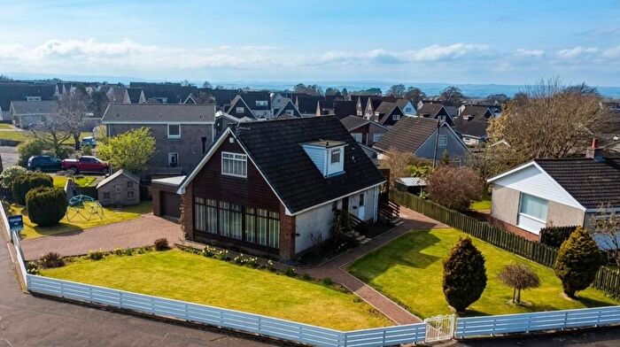 3 Bedroom Detached House For Sale In Kilmory Road, Carluke, ML8