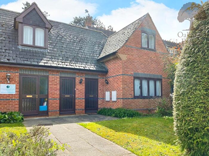 Maisonette To Rent In Castle Hill, Maidenhead, SL6