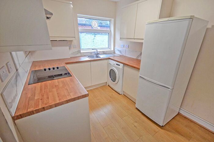 3 Bedroom Detached House To Rent In Waterloo Road, Runcorn, WA7