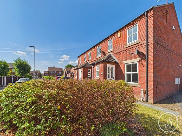 2 Bedroom Town House For Sale In Knavesmire, Rothwell, Leeds, LS26