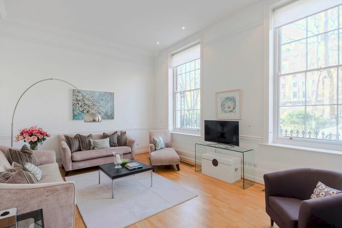 3 Bedroom Flat To Rent In Bryanston Square, London, W1H