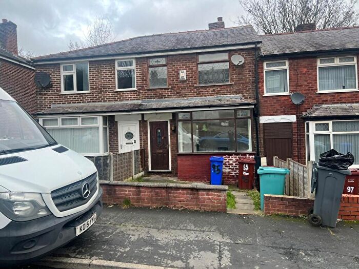 2 Bedroom Town House For Sale In Chudleigh Road, Manchester, Greater Manchester, M8