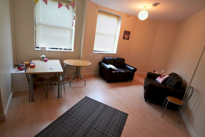 2 Bedroom Flat To Rent In Merthyr Street, Cathays, CF24