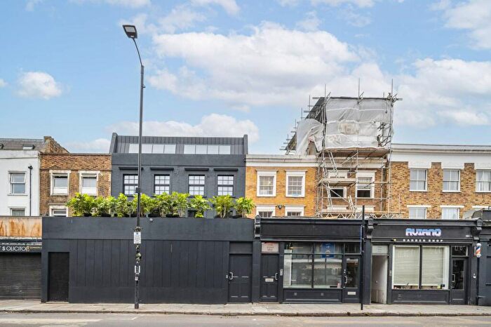 1 Bedroom Flat To Rent In Caledonian Road, Barnsbury, London, N1