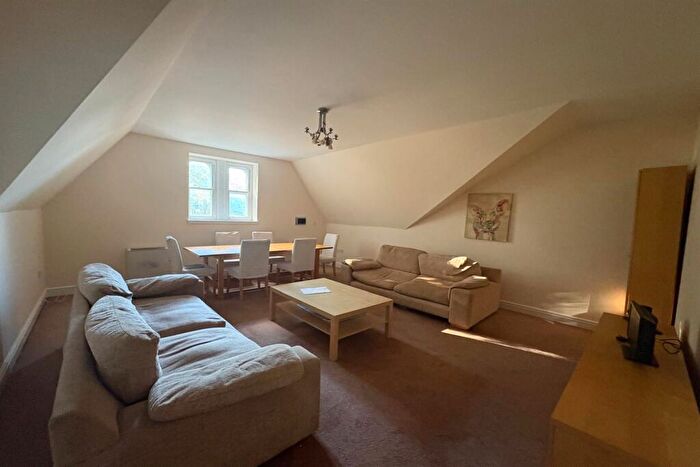 2 Bedroom Apartment To Rent In Park Gate, Birmingham, B13