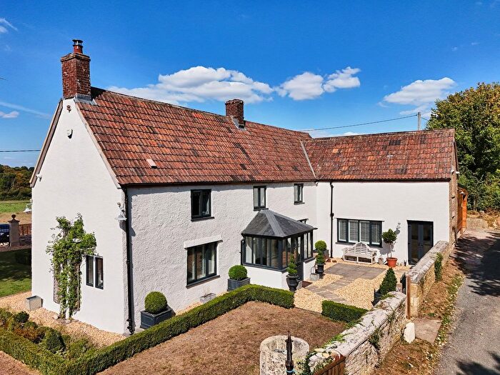 6 Bedroom Detached House For Sale In Whitechapel Lane, Beckington, BA11