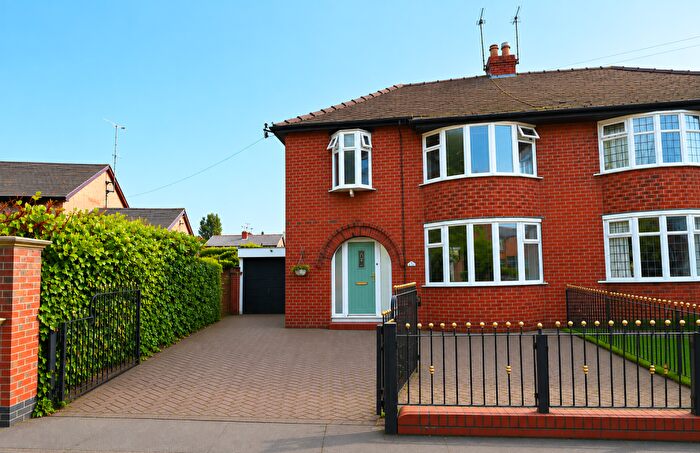 3 Bedroom Semi-Detached House For Sale In Mizpah Grove, Bury, BL8