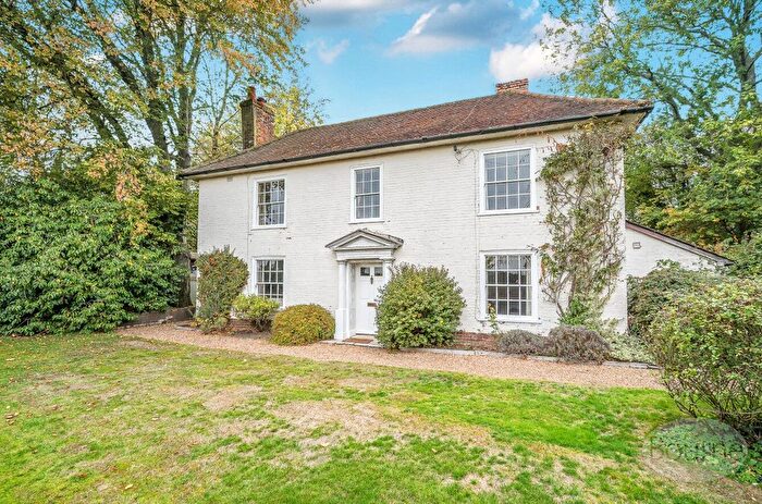 4 Bedroom Detached House To Rent In Main Road, Bentley, Farnham, Surrey, GU10