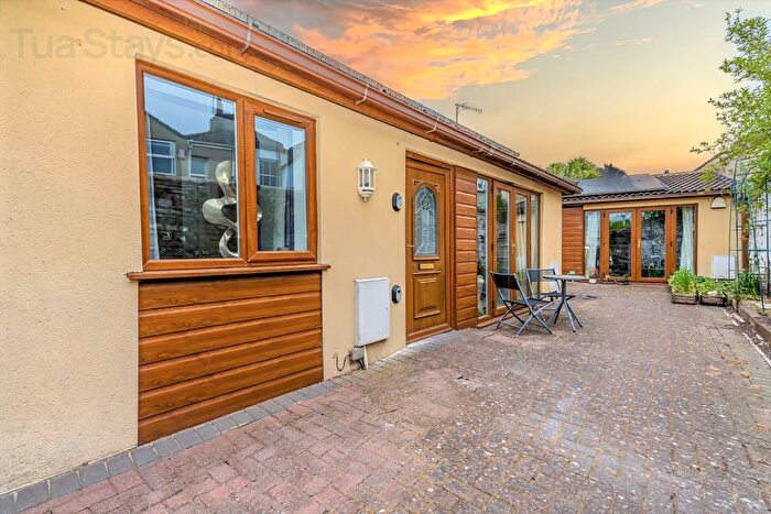 1 Bedroom Flat To Rent In South Street Mews, Bristol, England, BS3
