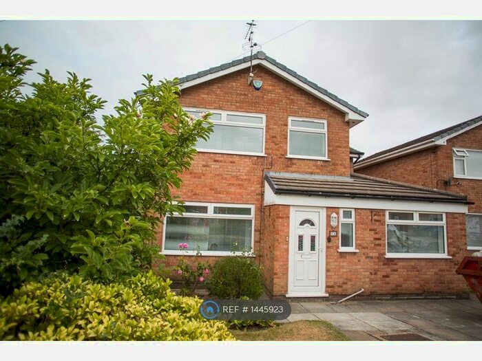 4 Bedroom Detached House To Rent In Magnolia Close, Warrington, WA1