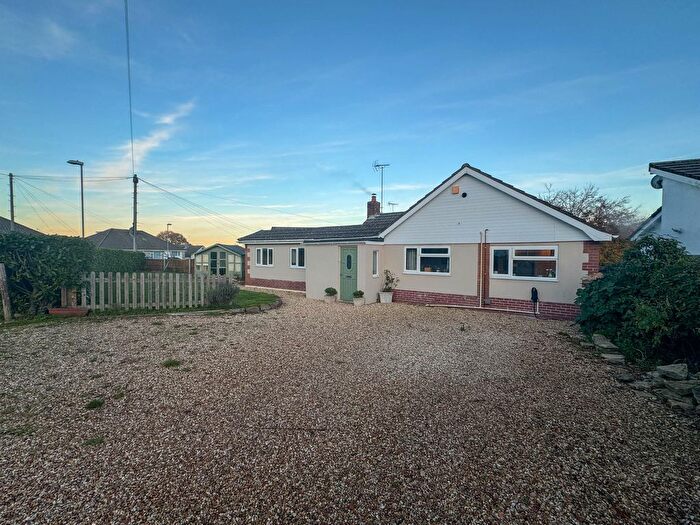 5 Bedroom Bungalow For Sale In Heron Drive, Wimborne, BH21