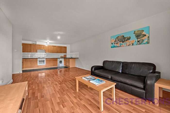 2 Bedroom Flat To Rent In Lowestoft Mews, Silvertown, E16