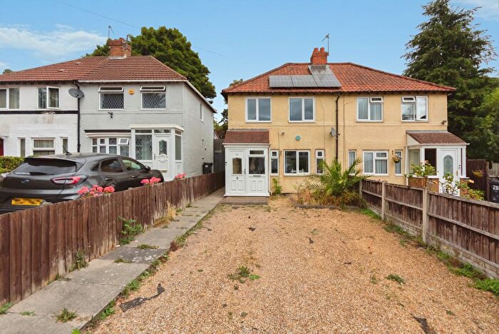 3 Bedroom Semi Detached House For Sale In Wildfell Road, Birmingham, West Midlands, B27