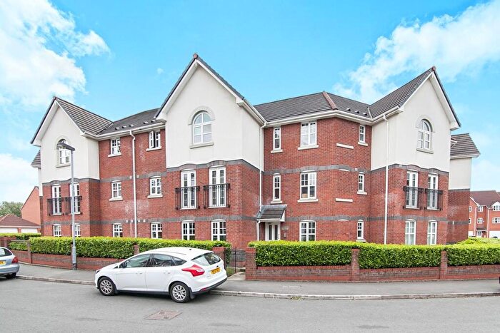 2 Bedroom Apartment For Sale In Cromwell Avenue, Stockport, Greater Manchester, SK5