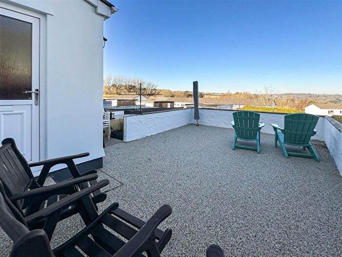 3 Bedroom Terraced House For Sale In Lowenek Close, Falmouth, TR11
