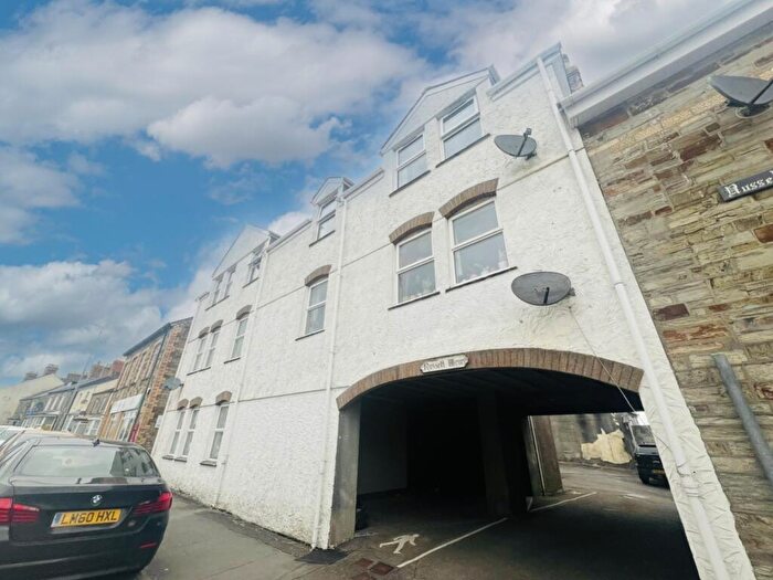 1 Bedroom Flat To Rent In Russell Mews Higher Bore Street, Bodmin, PL31