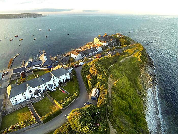 3 Bedroom Terraced House For Sale In Old Coastguard Cottages, Peveril Point Road, Swanage, Dorset, BH19 - Photo 3