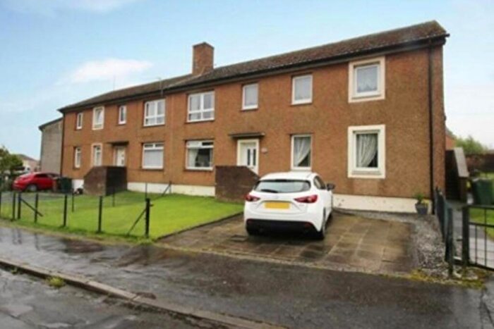 3 Bedroom Flat For Sale In , Lamont Crescent, Cumnock, KA18