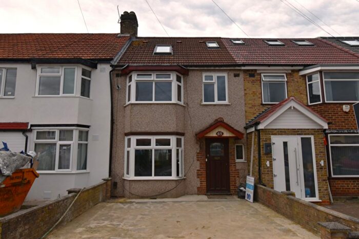 4 Bedroom Terraced House To Rent In Uxbridge, UB10