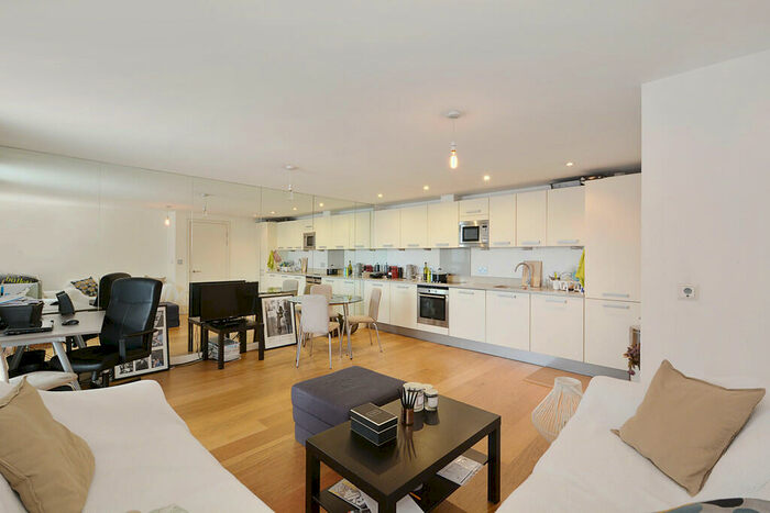 1 Bedroom Apartment To Rent In Heligan House, Water Gardens Square, SE16