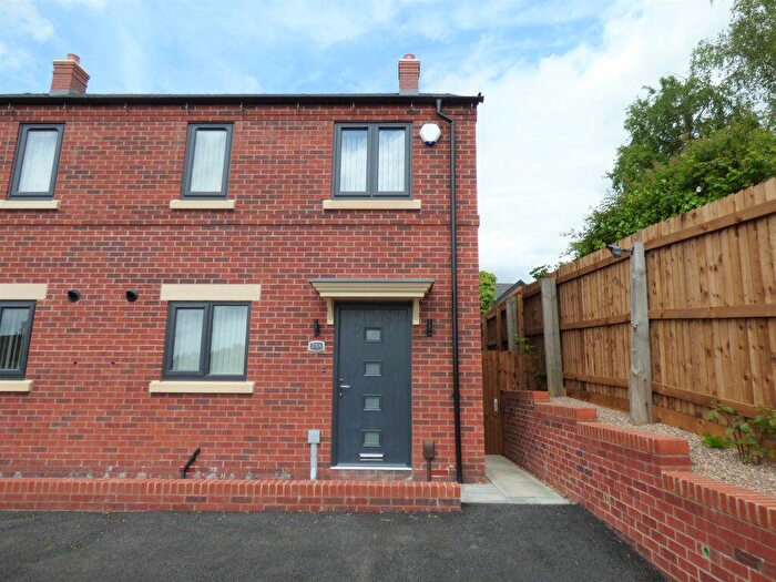 2 Bedroom Semi-Detached House To Rent In Little Hallam Hill, Ilkeston., DE7