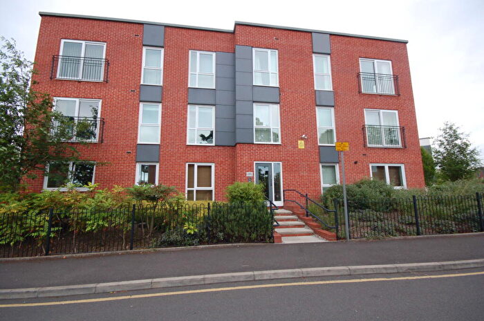 2 Bedroom Flat For Sale In Sheen Gardens, Manchester, M22