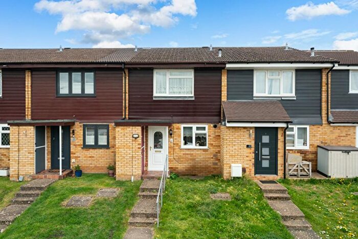 3 Bedroom Terraced House For Sale In Charlesworth Close, Hemel Hempstead, Hertfordshire, HP3
