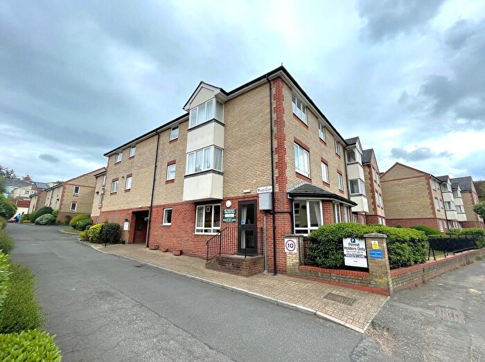 1 Bedroom Flat For Sale In Maldon Court, Maldon Road, CO3