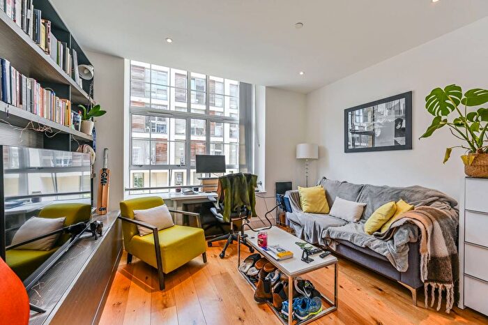 Studio To Rent In Clapham Road, Oval, London, SW9