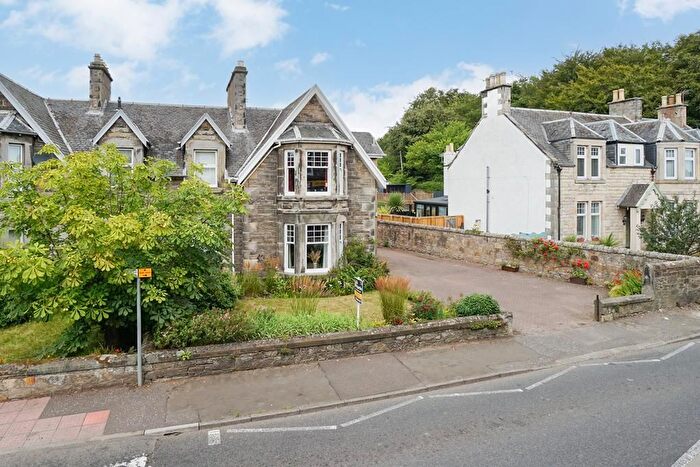 3 Bedroom Semi-detached House For Sale In Leven Road, Lundin Links, KY8