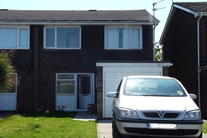3 Bedroom Property To Rent In Young Close, Clacton-On-Sea, CO16
