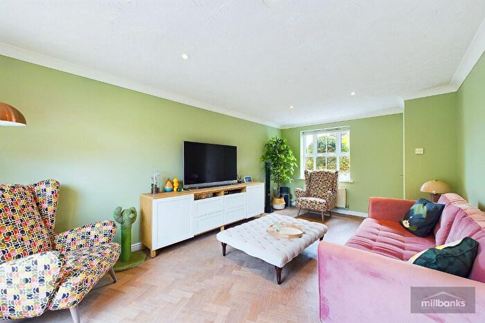 3 Bedroom Detached House For Sale In Bryony Way, Attleborough, Norfolk, NR17