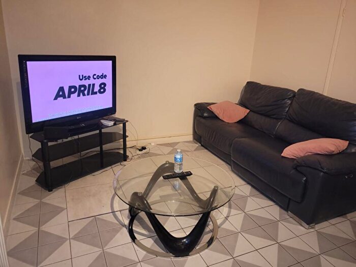 1 Bedroom Flat To Rent In Mona Road, Nunhead, London, SE15