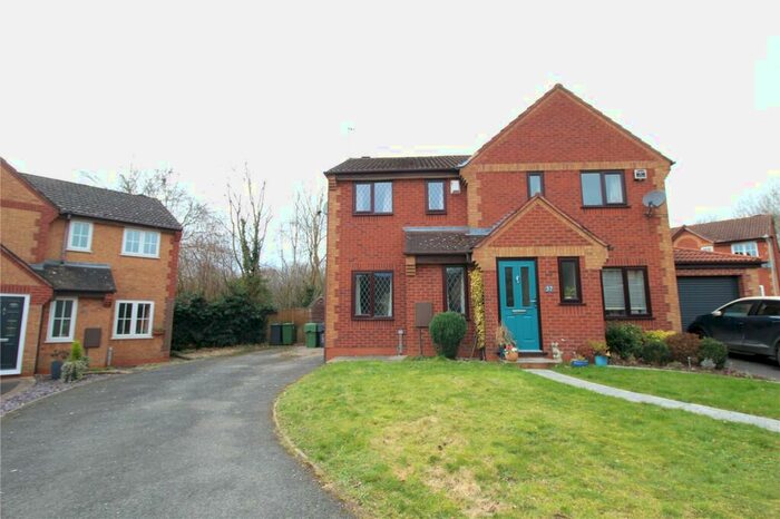 2 Bedroom Semi-Detached House To Rent In Green Park Road, Bromsgrove, Worcestershire, B60