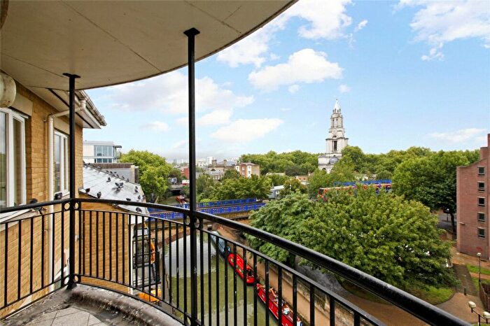 2 Bedroom Flat To Rent In Island Row, Limehouse, E14