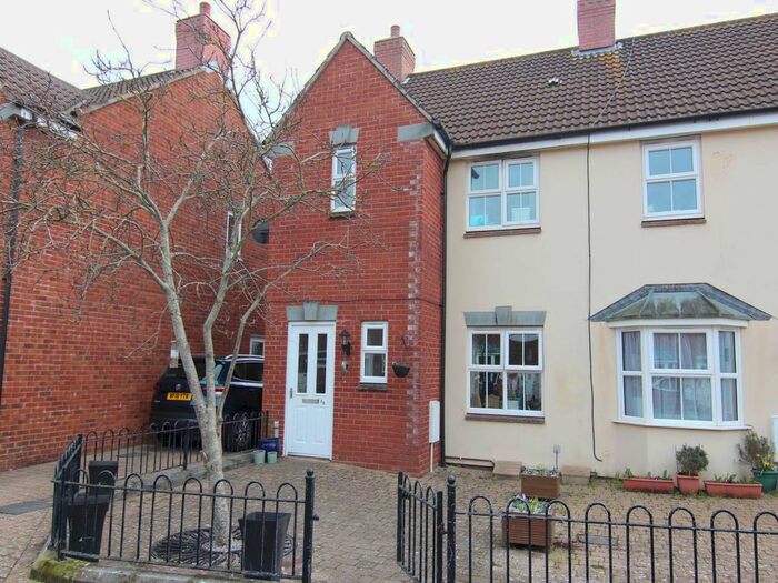 4 Bedroom Property To Rent In Jubilee Way, St Georges, Weston-Super-Mare BS22