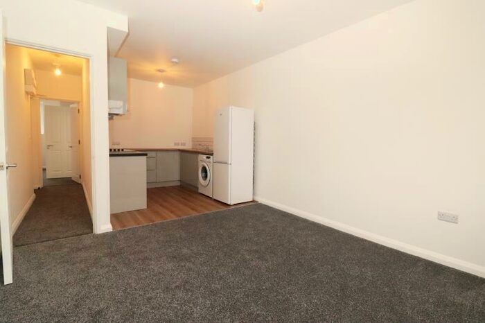 1 Bedroom Flat To Rent In Woodham Lane, New Haw, KT15